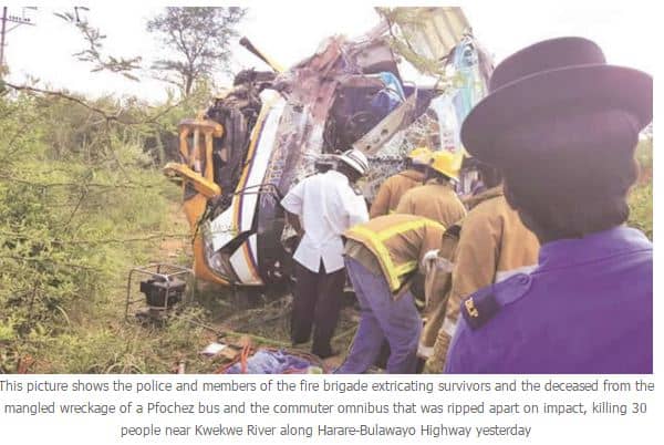 30 die in Kwekwe road accident