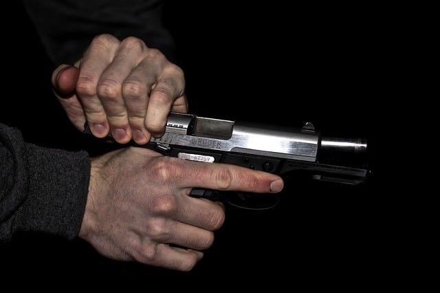 Zvishavane man bashes CIO agent, takes pistol