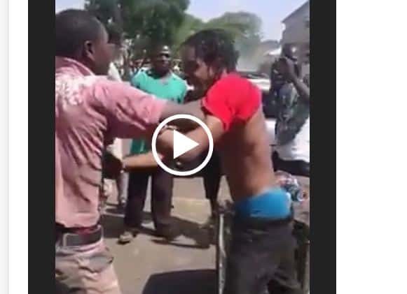 Trevor  Dongo ‘ Zim Celebrity,’ beaten, kicked in Harare street fight video