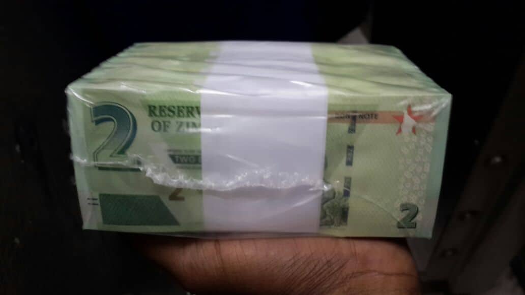 Pictures of Zimbabwe bond notes, new money update