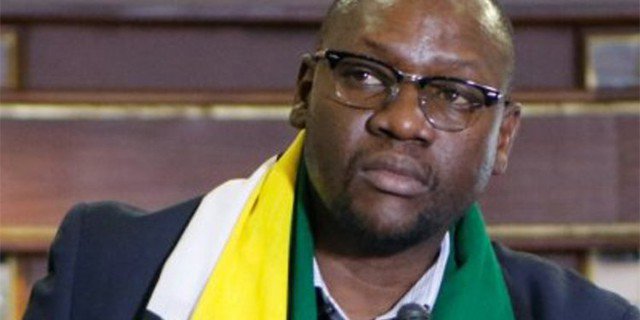 Zimbabweans aplaud Pastor Mawarire, blast Zanu PF cowards
