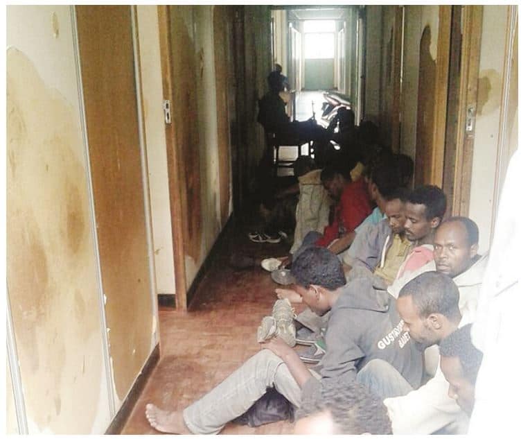 Starving Ethiopian illegal immigrants collapse in Zimbabwe court, hospitalised