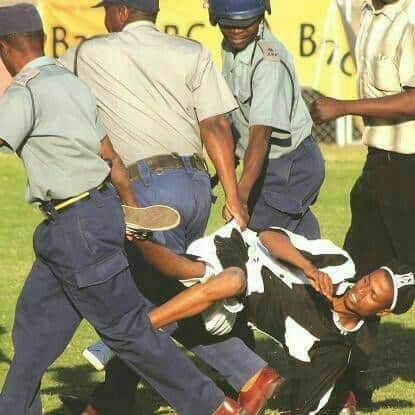 Bosso-Dembare match abandoned after BF violence,,Was it offside?