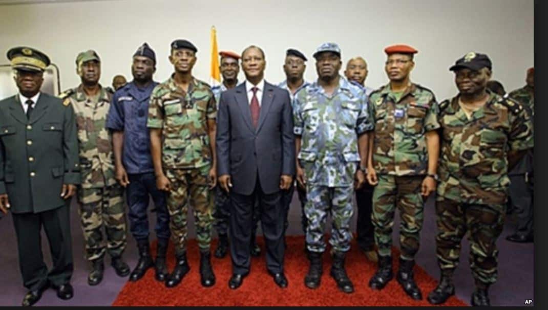 Ivory Coast, Botswana presidents say Mugabe Must Go Now