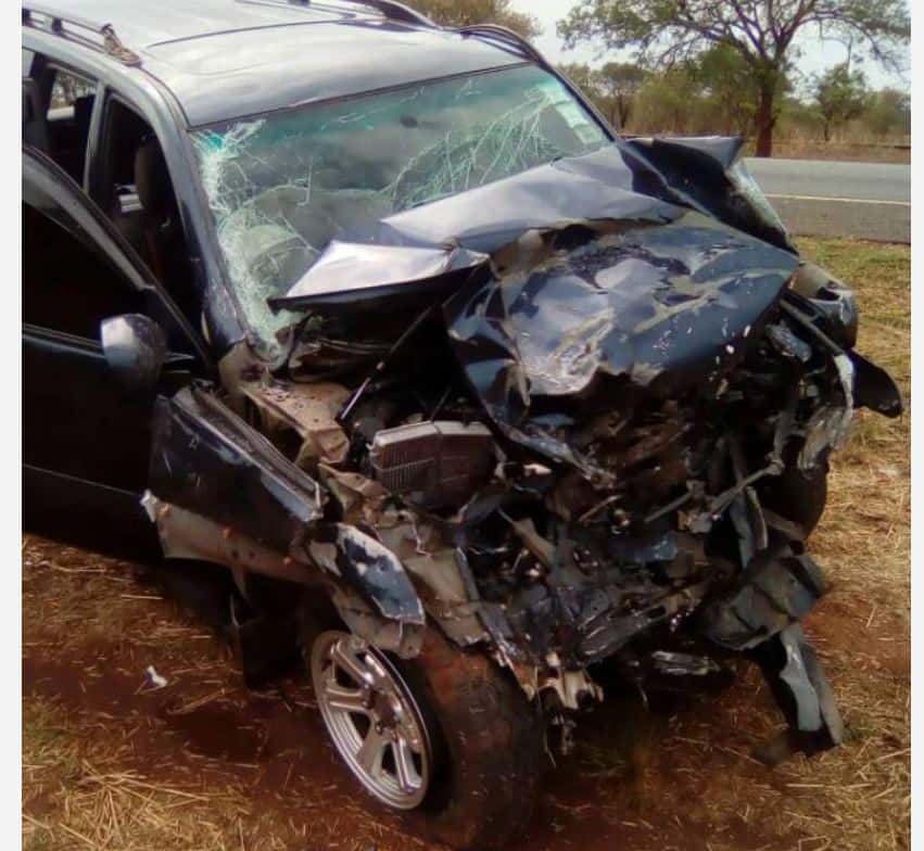 Mnangagwa cheats death; His car in serious road accident