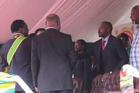 PICTURE: Chamisa Face To Face With Mnangagwa