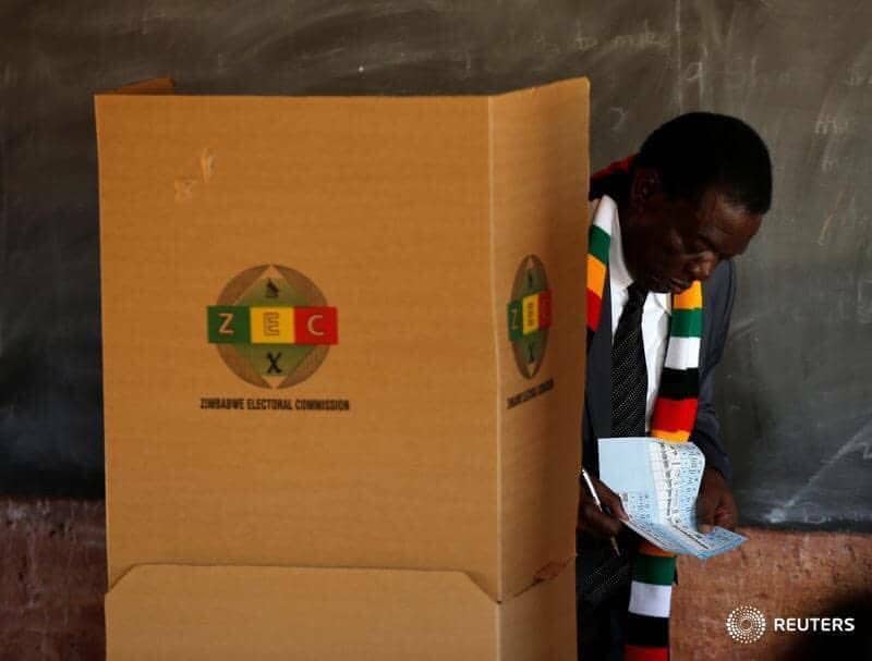 Pictures: Mnangagwa with presidential ballot paper