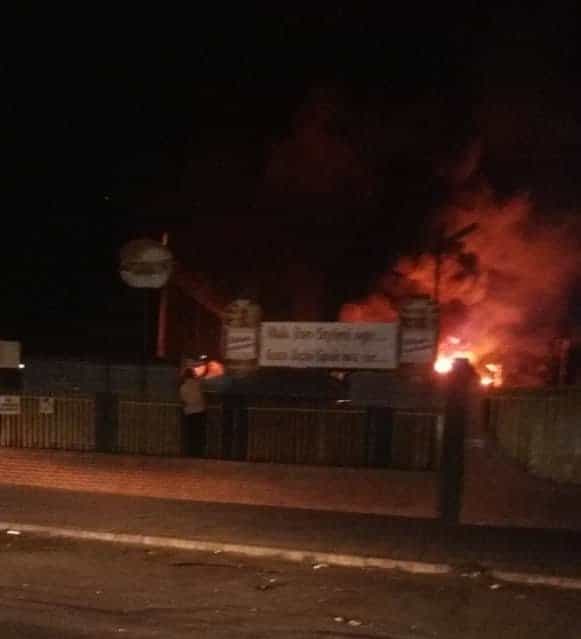BULAWAYO Pictures: Several Stores Gutted By Fire at Unity Village