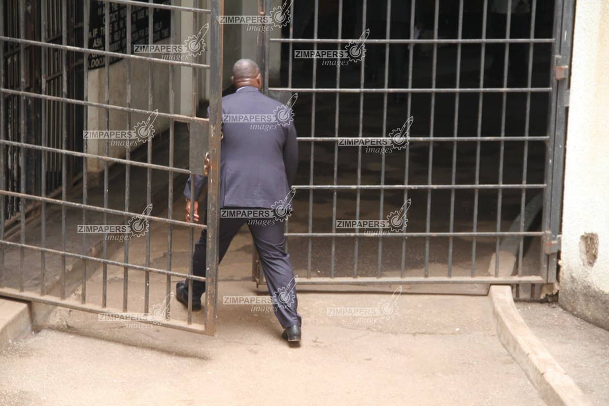 PICTURES:  Zim ministers urged to upgrade police cells in case they get locked up