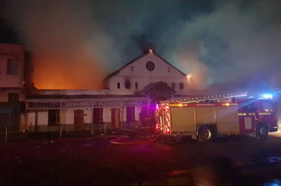 LATEST News: Harare’s Gulf Complex gutted by fire…Pictures