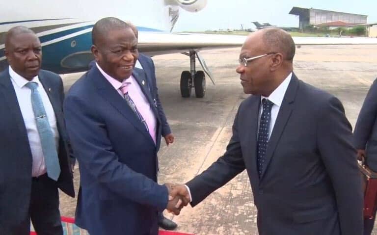Mohadi, Gvt Ministers parade at airport for Gen Chiwenga as he flies to DR Congo