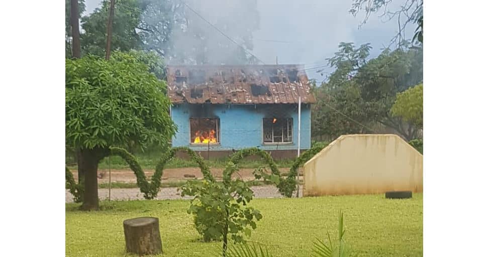 KADOMA: Zanu PF offices on fire, Police trapped…Gunfire continues into night..PICTURES