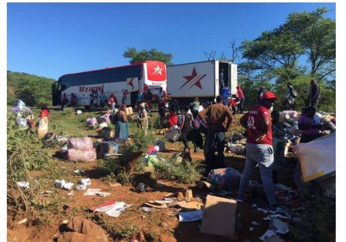 Joburg-Bulawayo Mzansi Express bus hits donkey, crashes in Zimbabwe..PICTURES