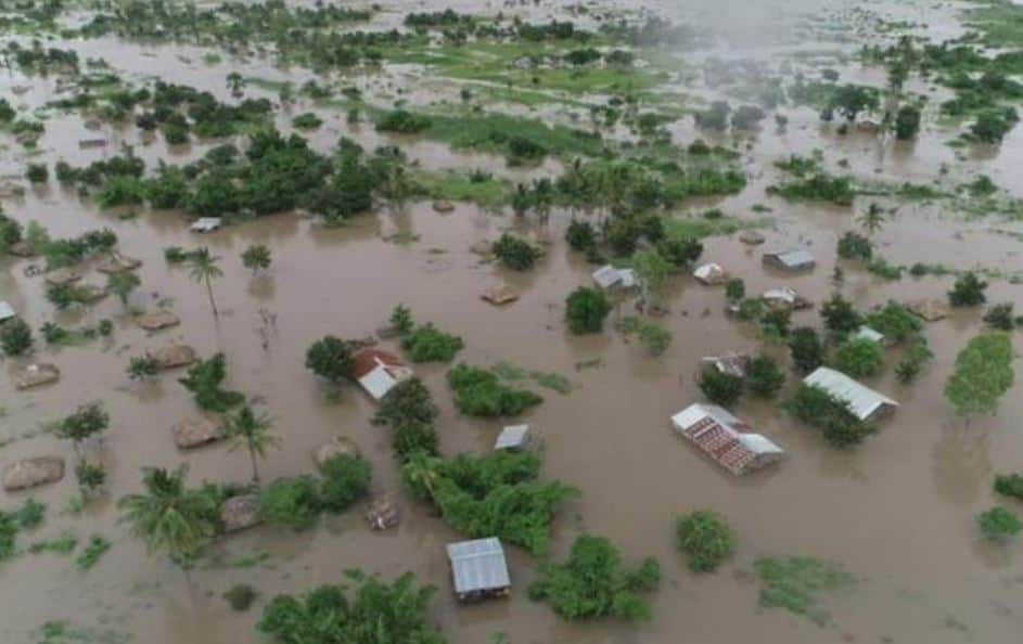 82 Zim Cyclone Idai victims buried in Mozambique