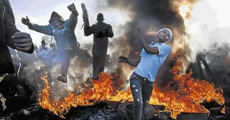 Xenophobia Hits SA’s Limpopo Province…Zimbos Left Scattered