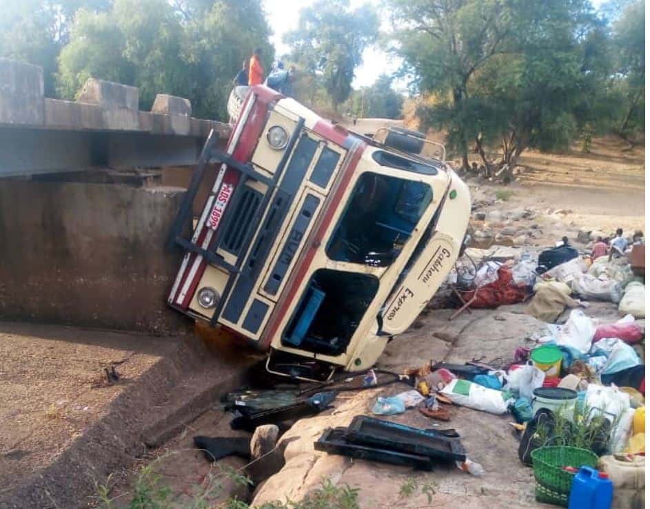 Accident: Byo bus plunges into river..PICTURES