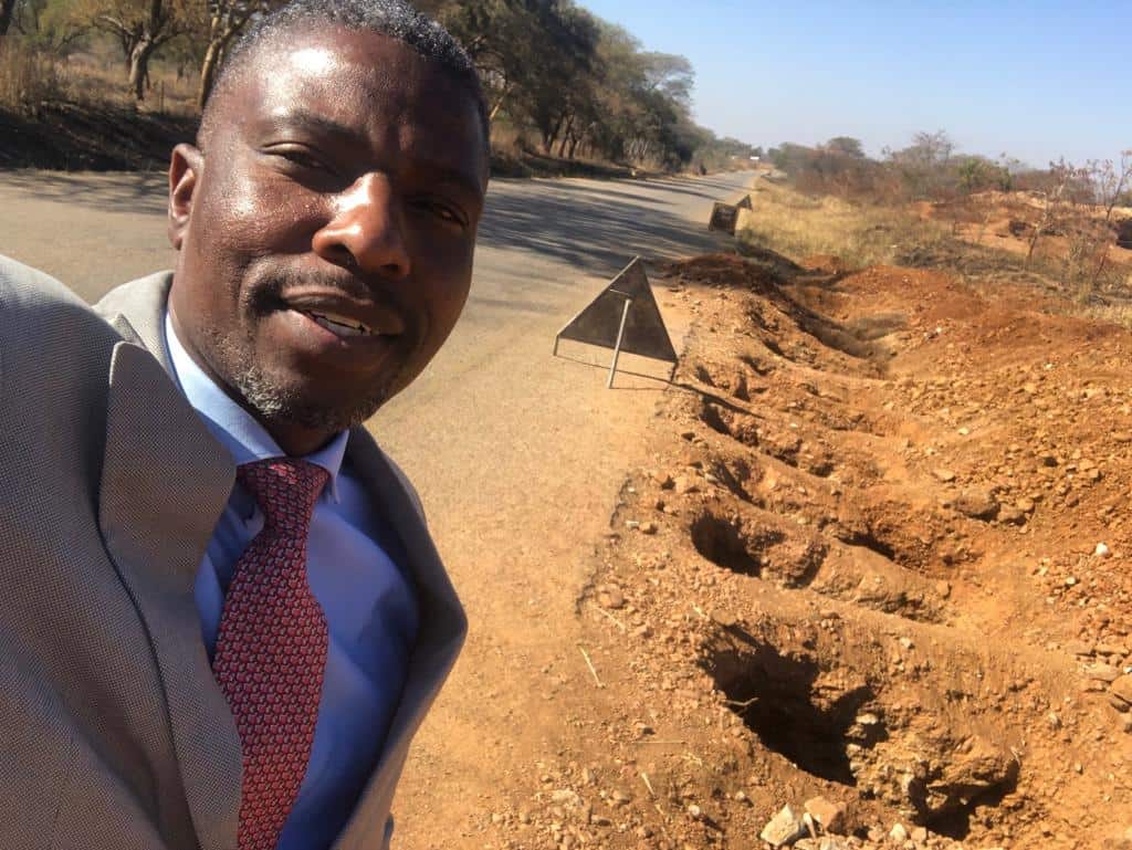 Nduna pledges to repair road dug by gold miners..pictures
