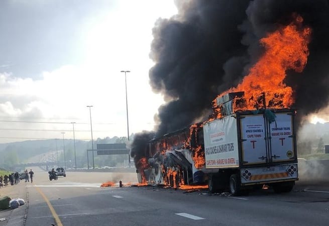 Cape Town to Zimbabwe bus catches fire on N1 in Joburg: VIDEO, PICTURES