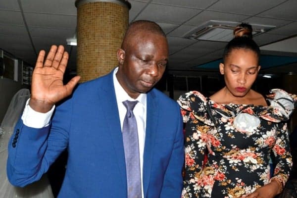 I am troubled: Bev Sibanda marriage crumbles. . . claims hubby Dr Mufudzi is cheating