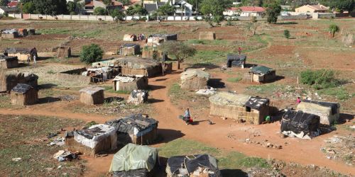 EPWORTH: Squatters fight council regularisation,  plus mushrooming of informal settlements