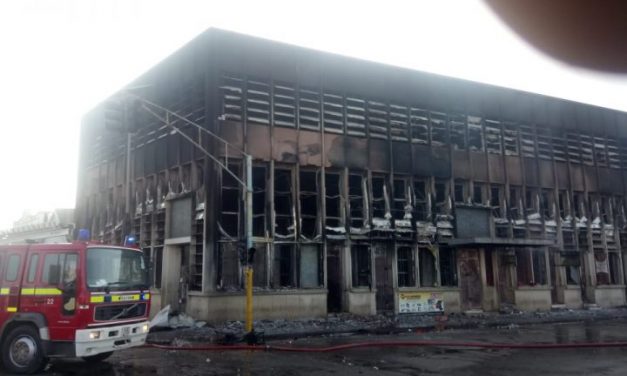 HARARE: Shopping mall at Robert Mugabe road, Chinhoyi street gutted by fire..PICTURES