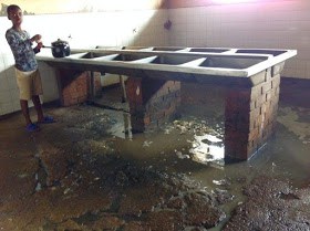 Shocking Mbare flats pictures: Zimbabwe township now resembles a dirty toilet hole?