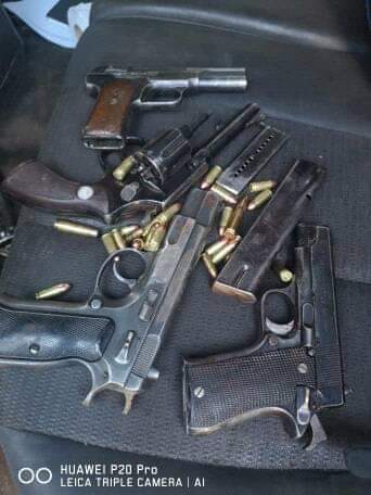4 Harare armed robbers gunned down by CID cops..PICTURES