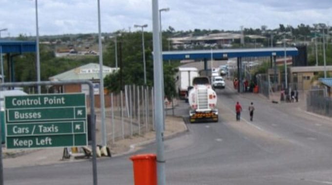 ‘Open Beitbridge Border Post or smuggling will continue’