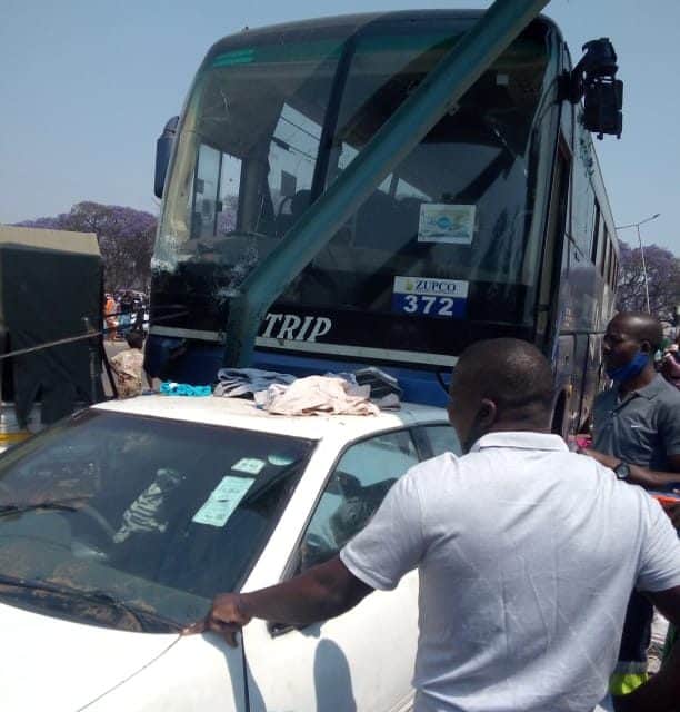 Garage-bound ZUPCO bus hits Mupedzanhamo vendors… 10 hospitalised: PICTURES