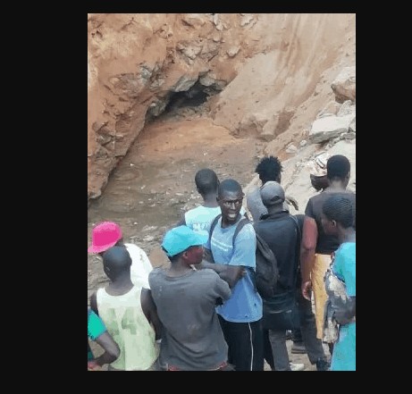 BREAKING News: 40 illegal gold miners feared dead after Bindura Ran Mine collapse ..PICTURES, VIDEO