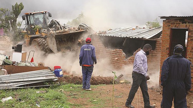 Chamisa washes hands on house demolitions