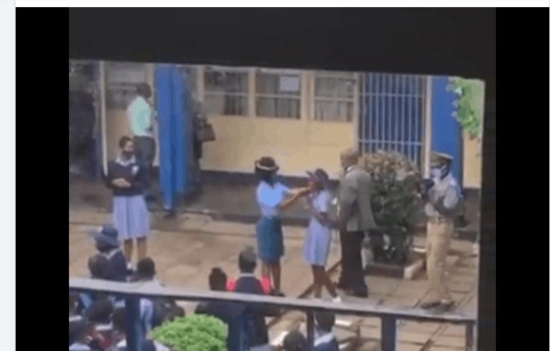 VIDEO: ZRP police officers beating Kwekwe High School students for not wearing face masks