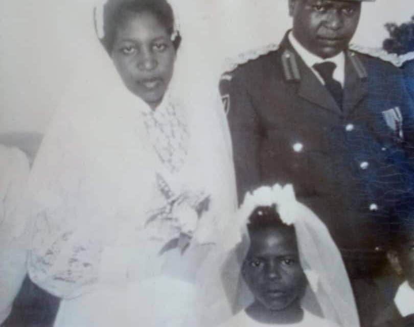 General Constantino Chiwenga’s wedding photos with first wife…blasts from the past