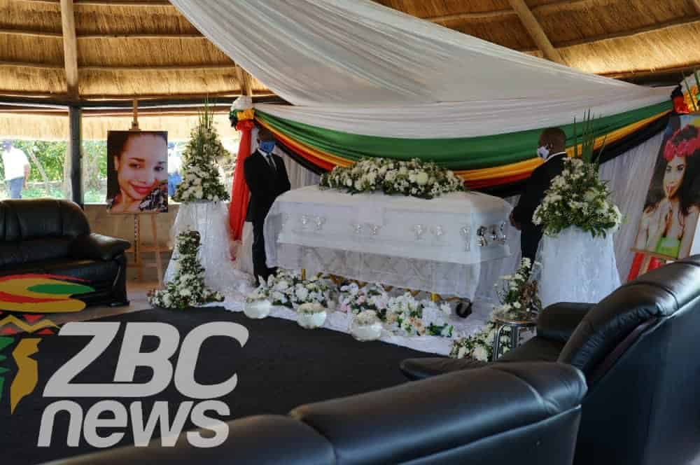 Former Studio 263 actress Anne Nhira’s burial in pictures, first lady mourns