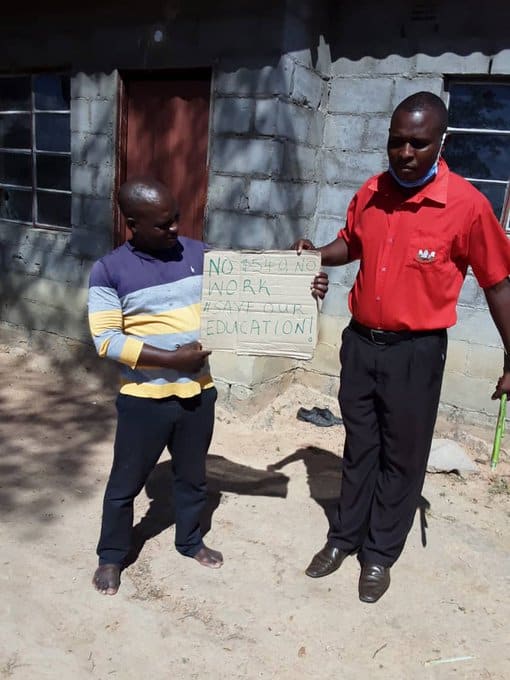 Zimbabwean teachers in ‘online’ nationwide protests over pay, petition ED…PICTURES…