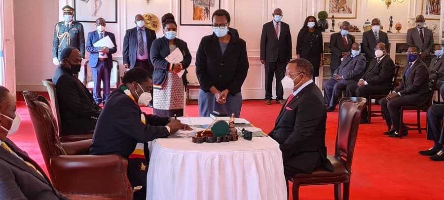 Mnangagwa swears in Frederick Shava as new Minister of Foreign Affairs…PICTURES…