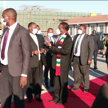 President Mnangagwa leaves for Botswana