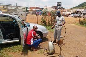 Man loses vehicle to bogus car washers in Mbare