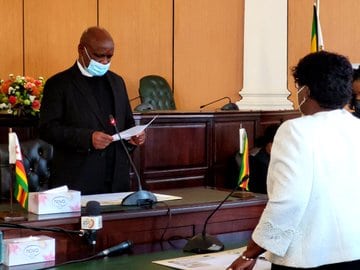 Embattled CJ Luke Malaba swears in new Judge President