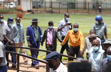 39 war veterans back in court for trying to petition Mnangagwa