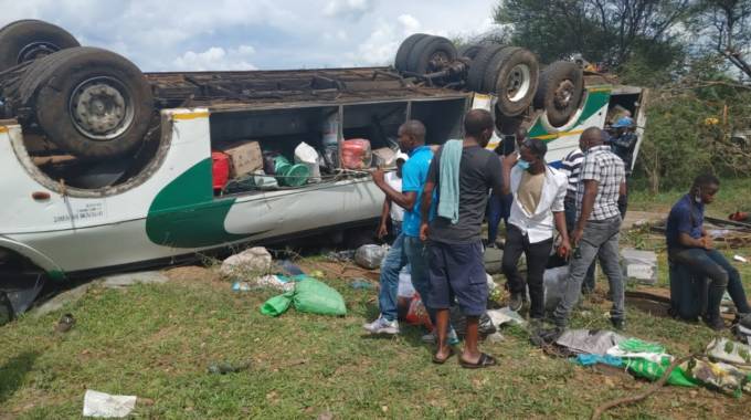 VIDEO: Zim bound Munhenzva Bus in road accident along Beitbridge-Masvingo highway