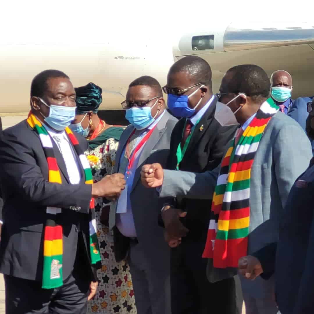 President Mnangagwa arrives in Vic Falls