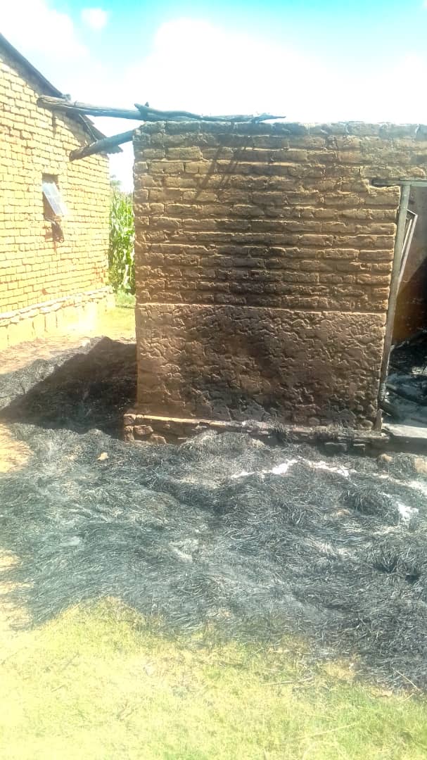 Village heads to be fired for wearing yellow, CCC aspiring councillor’s house burnt by ZANU PF members in Bindura