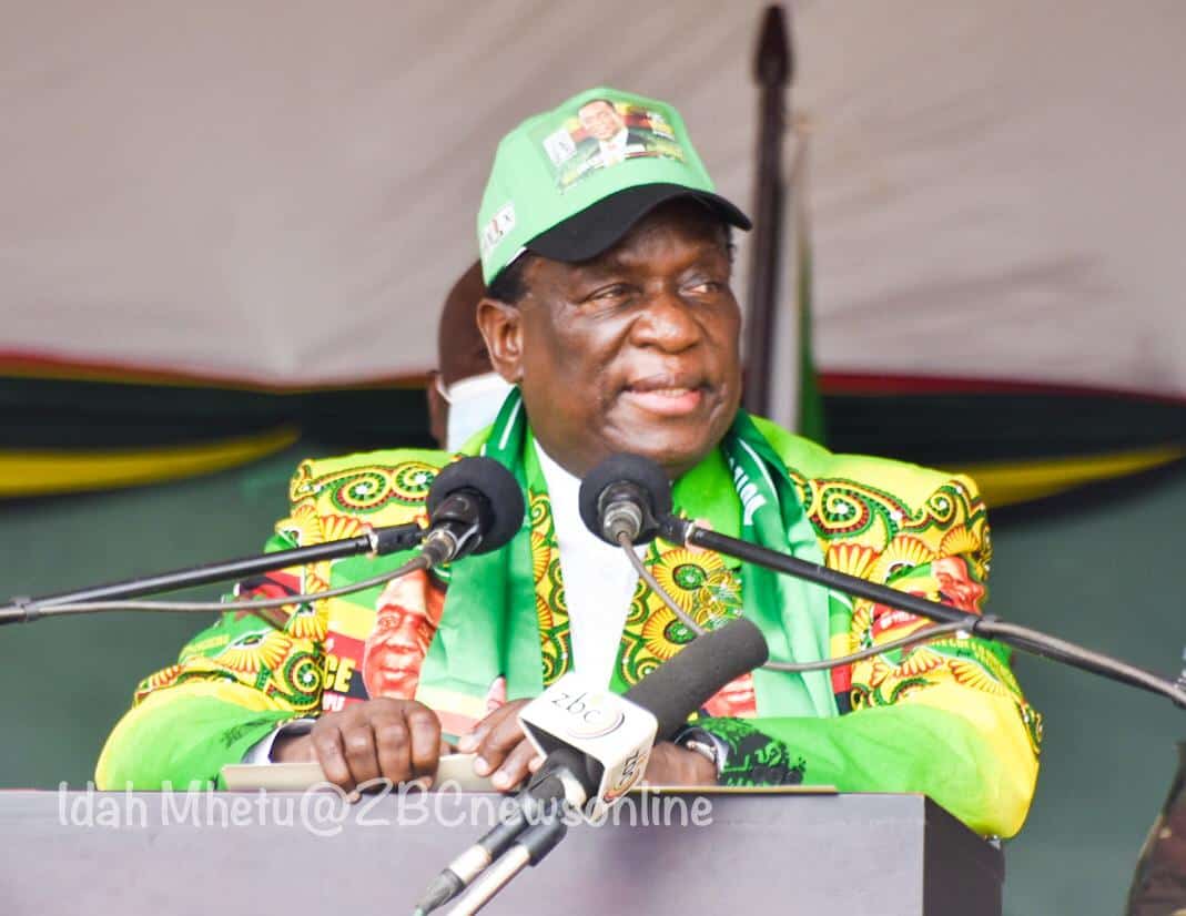 LATEST|| Train Engineer In Trouble For Insulting President Mnangagwa