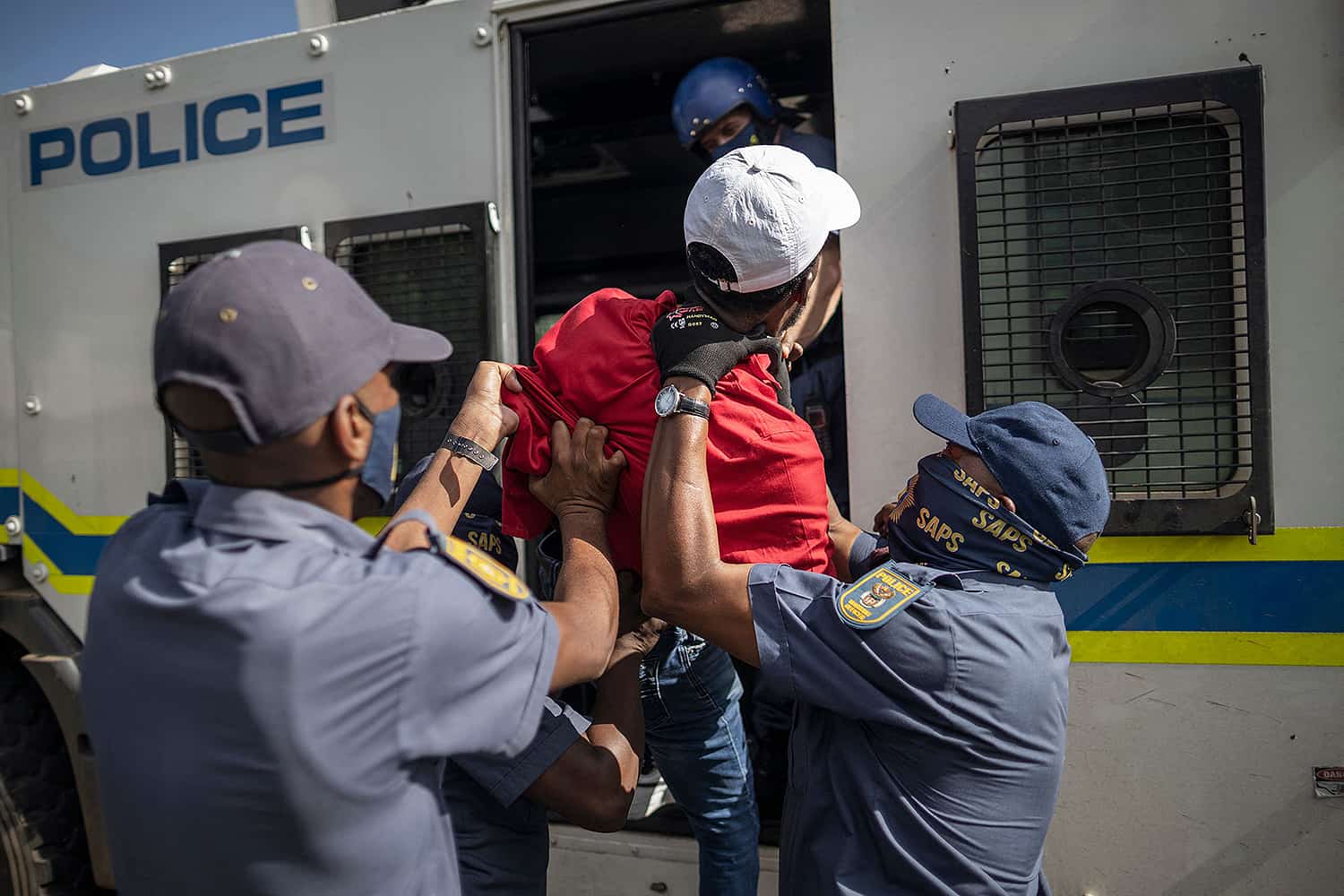 6 Zimbabwean nationals arrested in South Africa