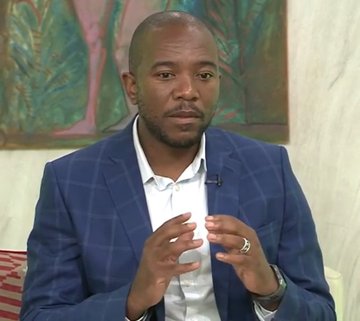 We can’t ignore Zim problems, we paid dearly for supporting Mugabe, SA’s Maimane responds to Jonathan Moyo