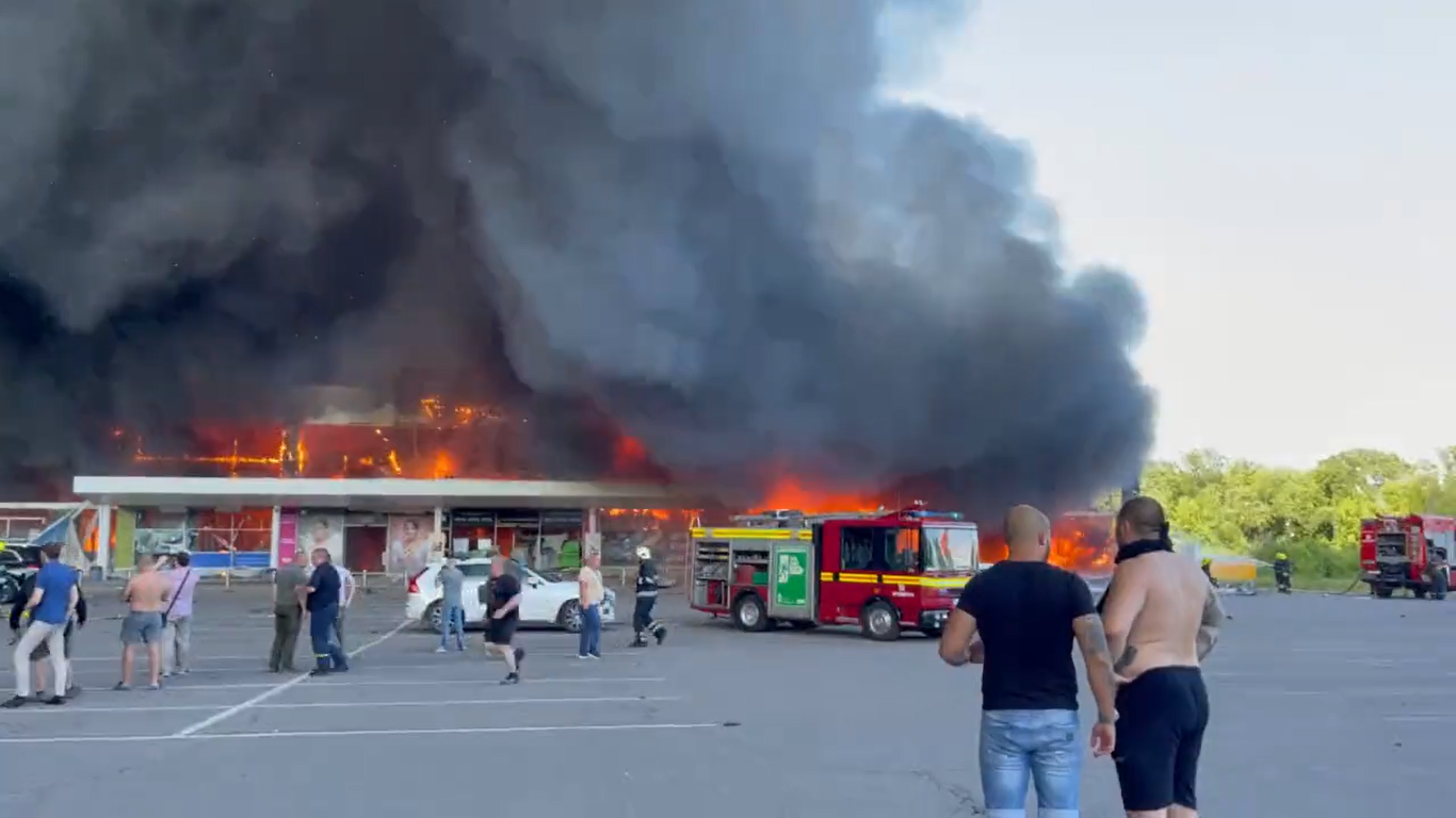 WATCH|| Unimaginable Casualties As Russian Missiles Hit Crowded Shopping Center In Kremenchuk