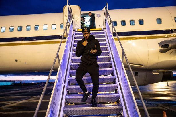 Raheem Sterling flies out to join Chelsea squad in LA