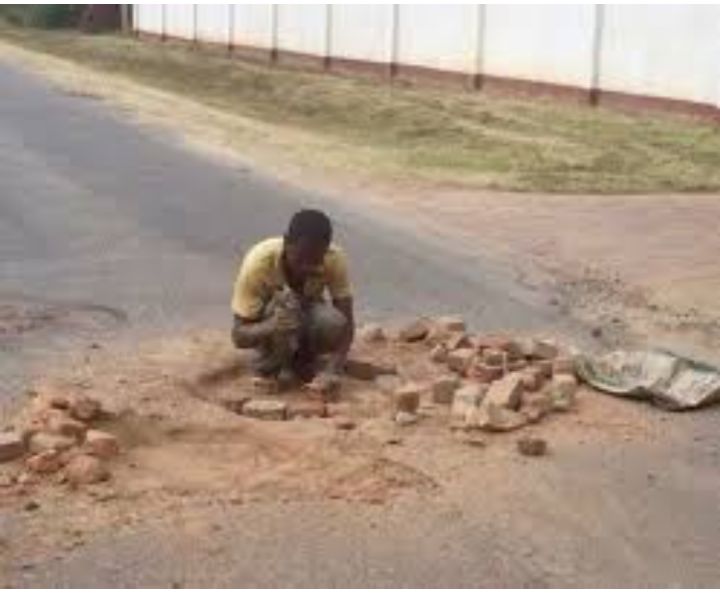 ZRP goes after illegal road fixers, beggars at road intersections