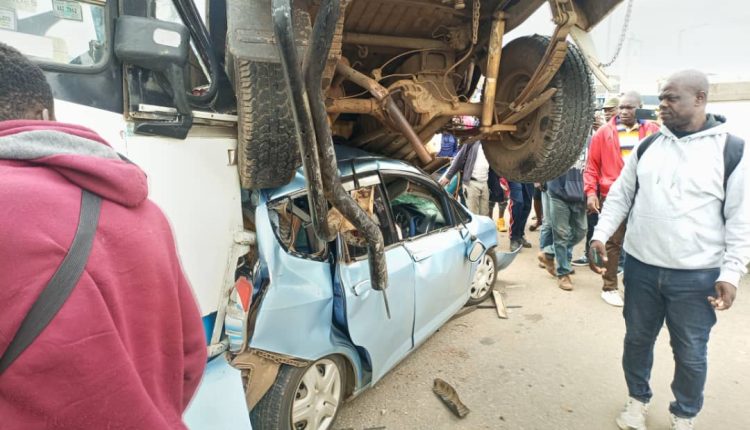 What caused Harare multi car accident pile-up..Bus driver on why he deliberately hit Honda Fit